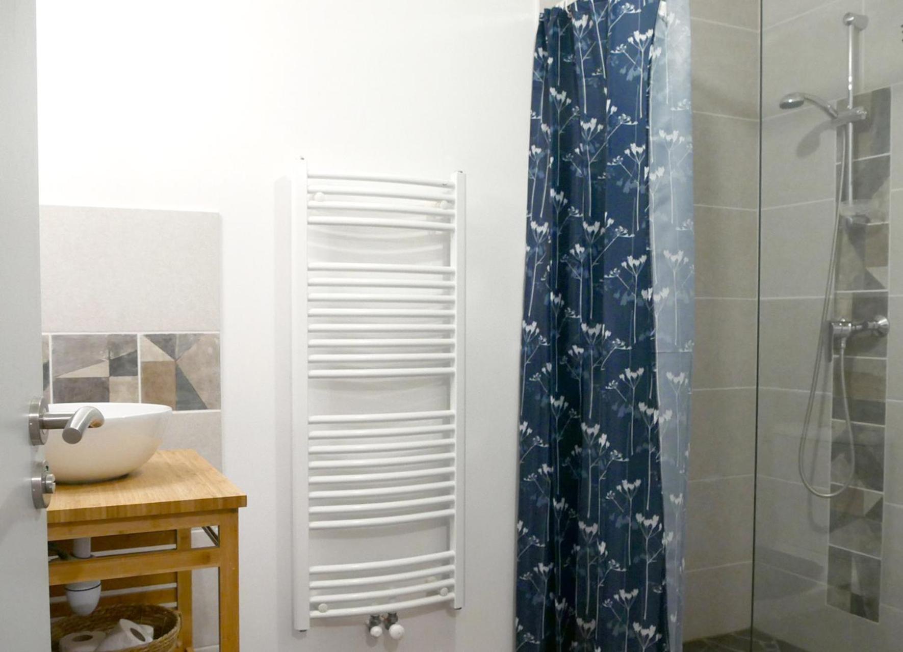 Charmante Suite Independante En Maison De Village โลริออล-ซูร์-โดรม ภายนอก รูปภาพ